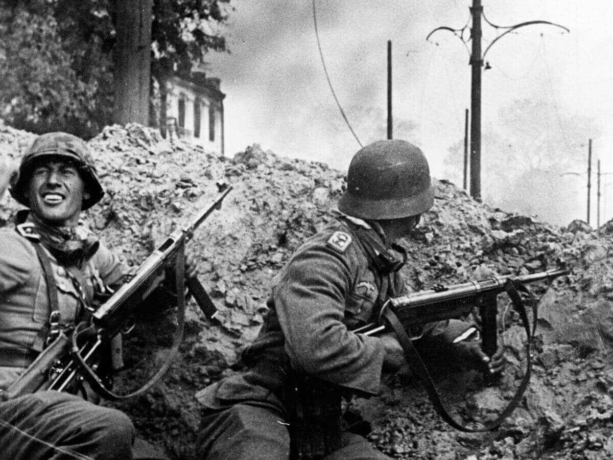 PRIMERA & SEGUNDA GUERRA MUNDIAL